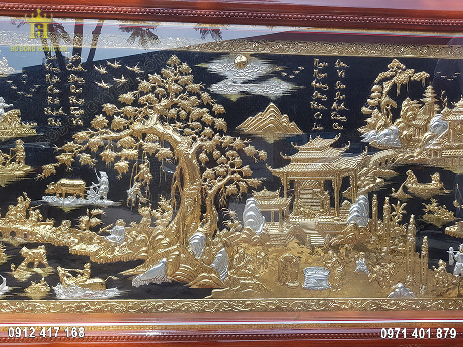 Để thưởng hết vẻ đẹp của bức tranh, gia chủ nên treo vật phẩm này ở một chiều cao thích hợp